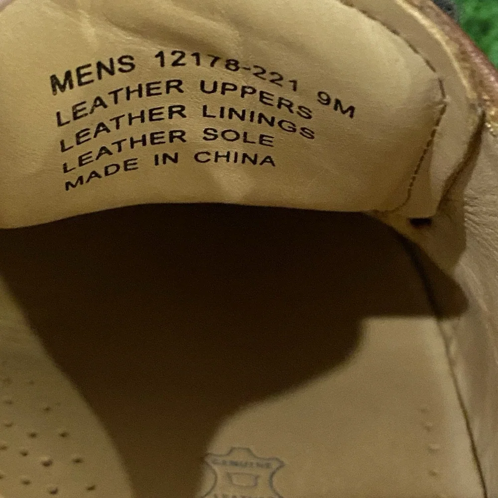 Florsheim Men's 12178 Cap Toe Derby – Leather Sole –‎ Size 9M Oxford Lace Up